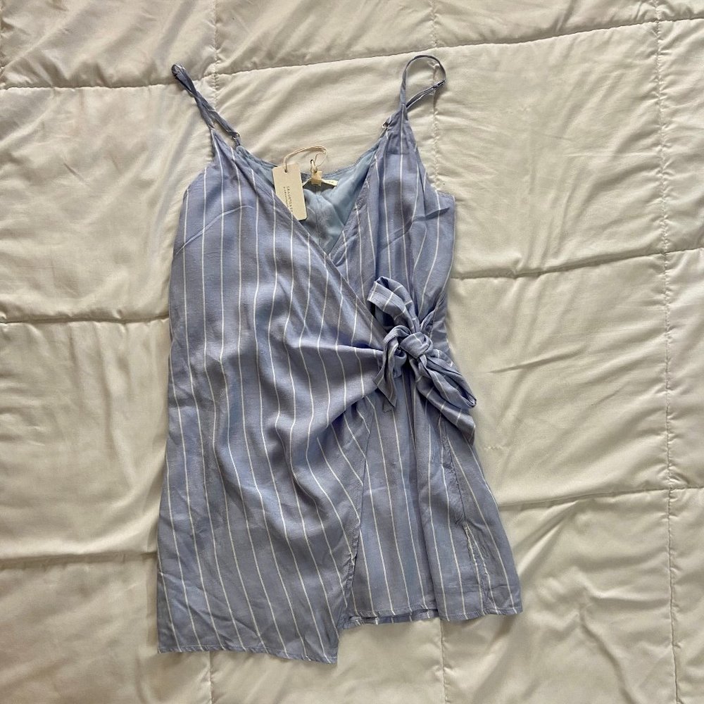 *3/$20* Grade & Gather wrap sleeveless top